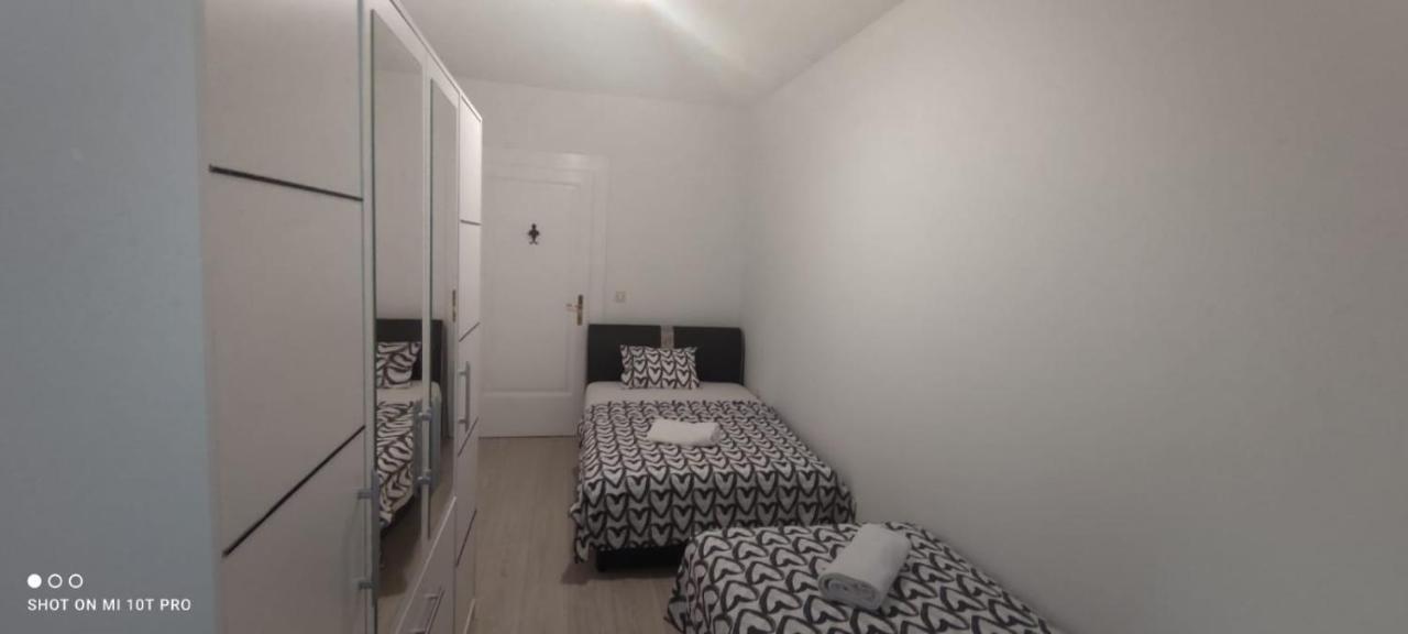 Apartman R&R,3 Room Apartman In The Center Šibenik Eksteriør billede